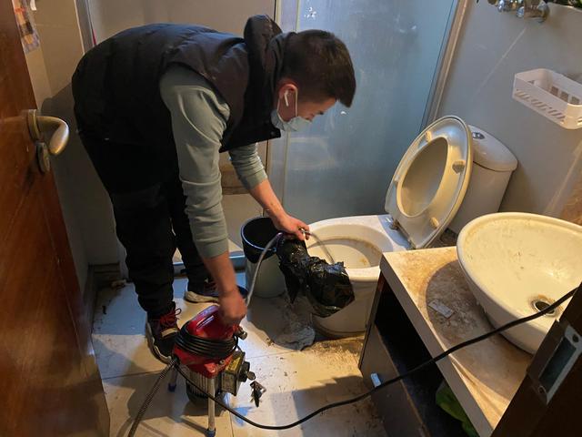 鹰潭马桶疏通-疏通下水道